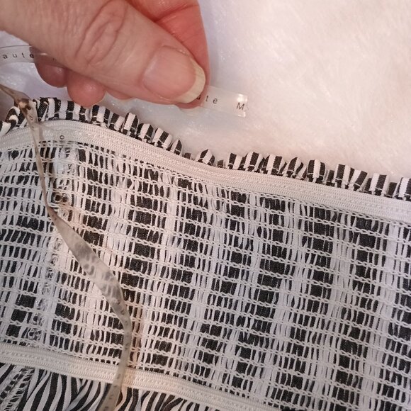 Haute Monde Striped Off the Shoulder Long Sleeve Top size Small - Picture 12 of 12